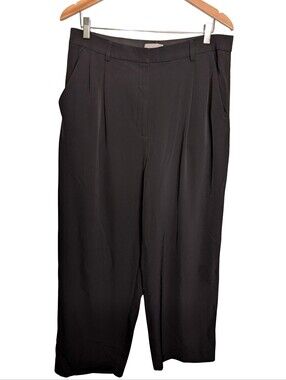 Very Wide-Leg Classic Trousers. Size 14